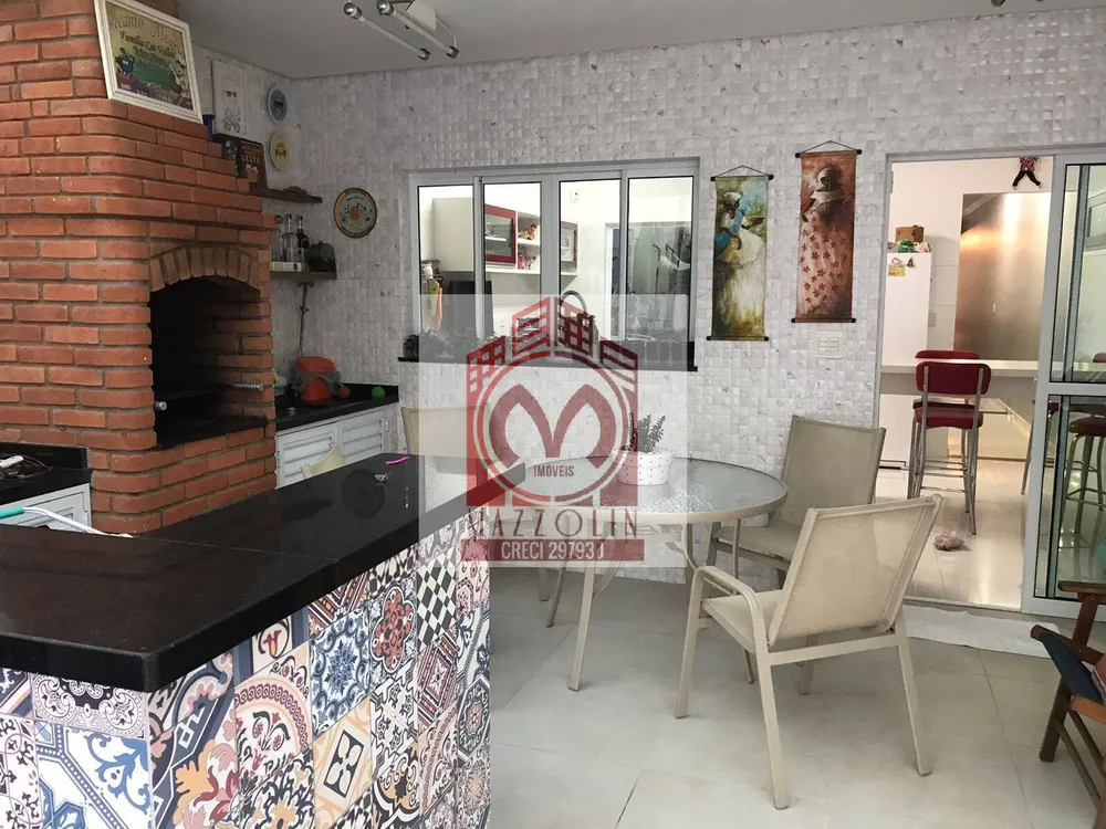 Sobrado, 3 quartos, 268 m² - Foto 1