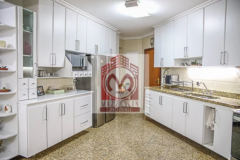 Apartamento, 3 quartos, 207 m² - Foto 1