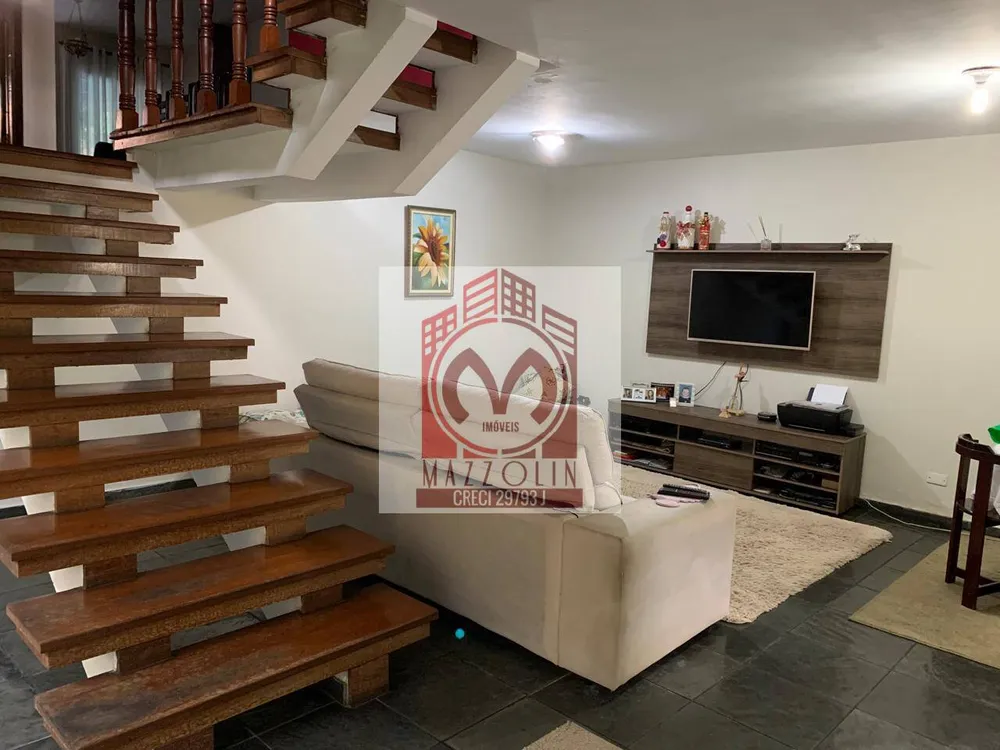 Sobrado, 3 quartos, 307 m² - Foto 1