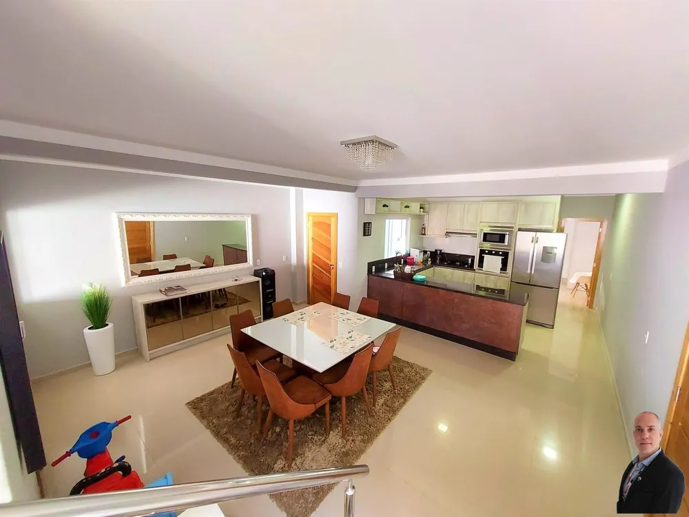 Sobrado, 3 quartos, 235 m² - Foto 2