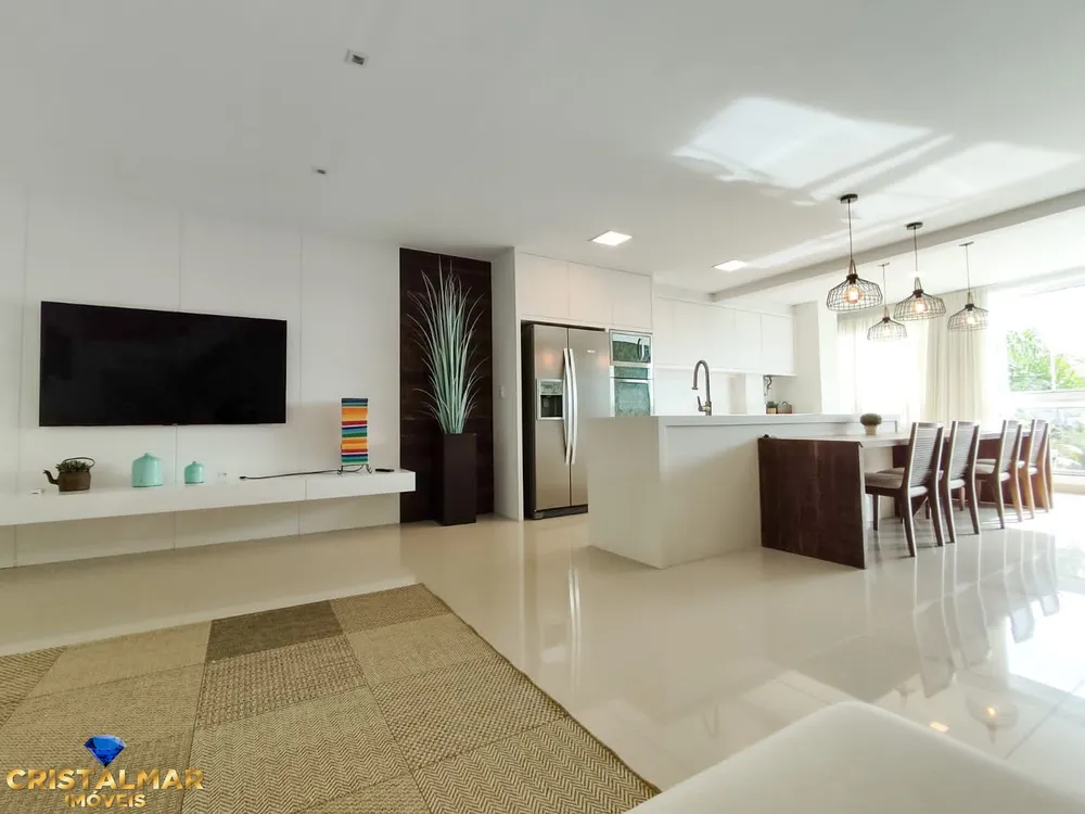 Apartamento, 3 quartos, 238 m² - Foto 2