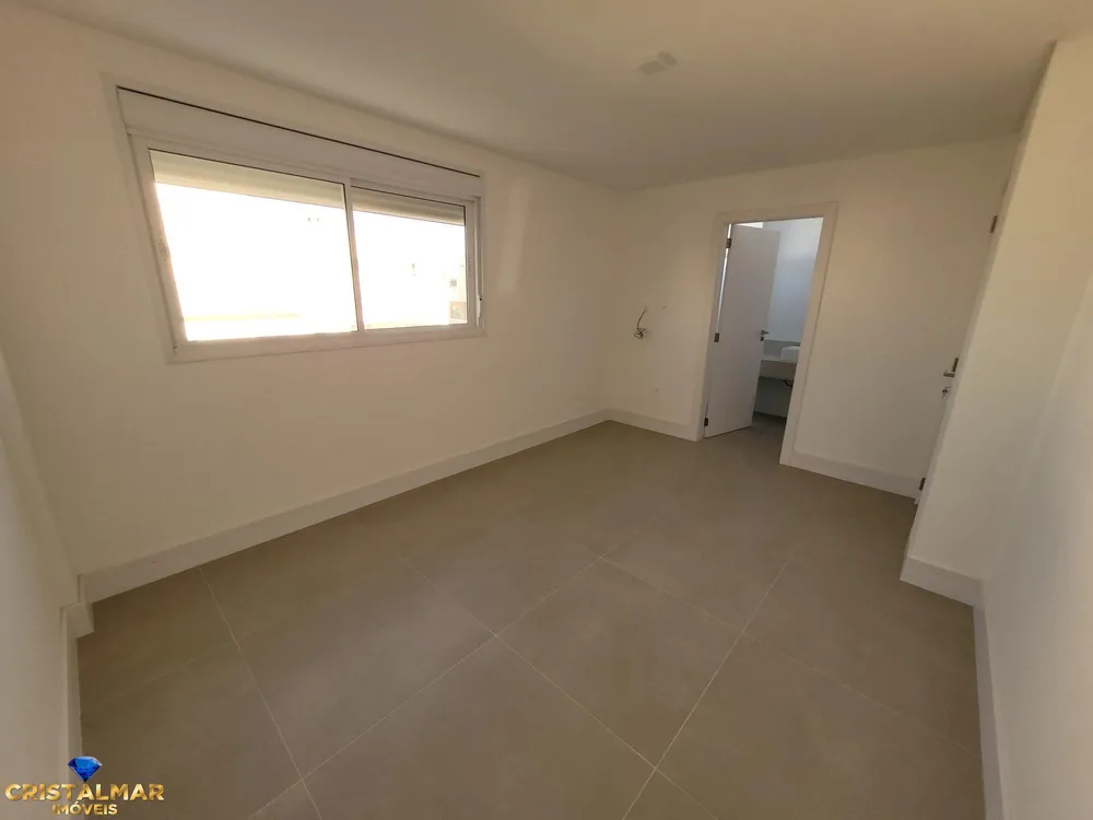 Cobertura, 3 quartos, 158 m² - Foto 2