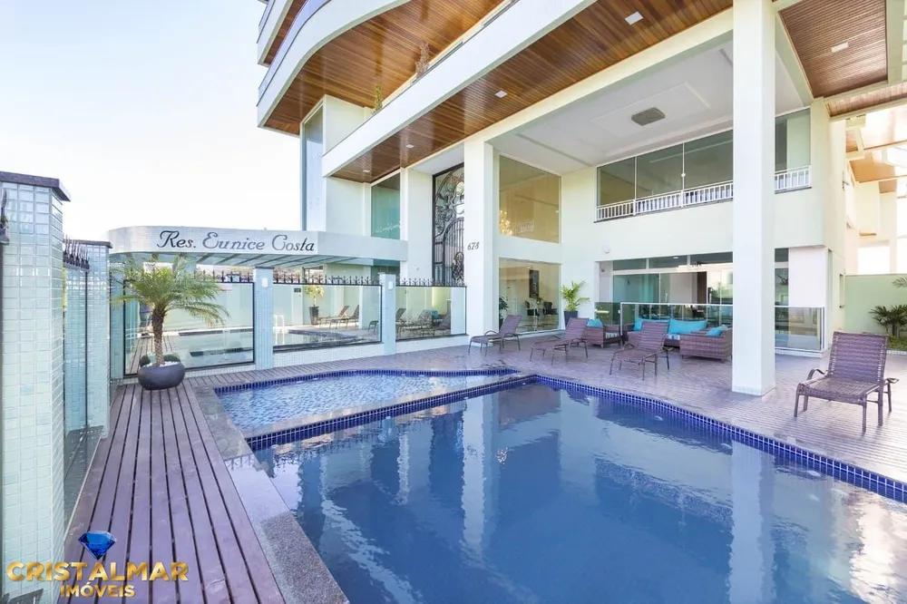 Apartamento, 3 quartos, 141 m² - Foto 1