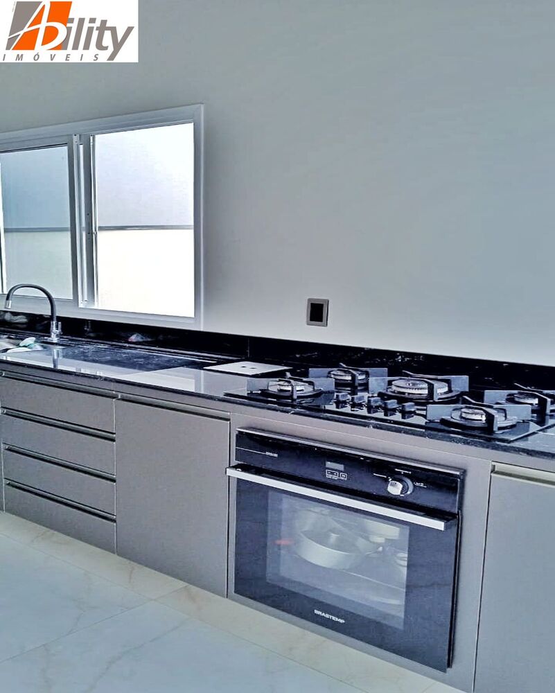 Casa, 3 quartos, 250 m² - Foto 2