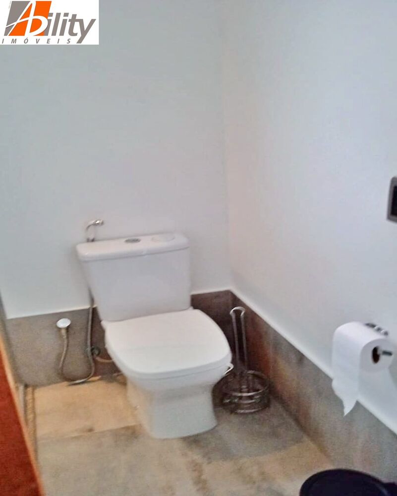 Casa, 3 quartos, 250 m² - Foto 4