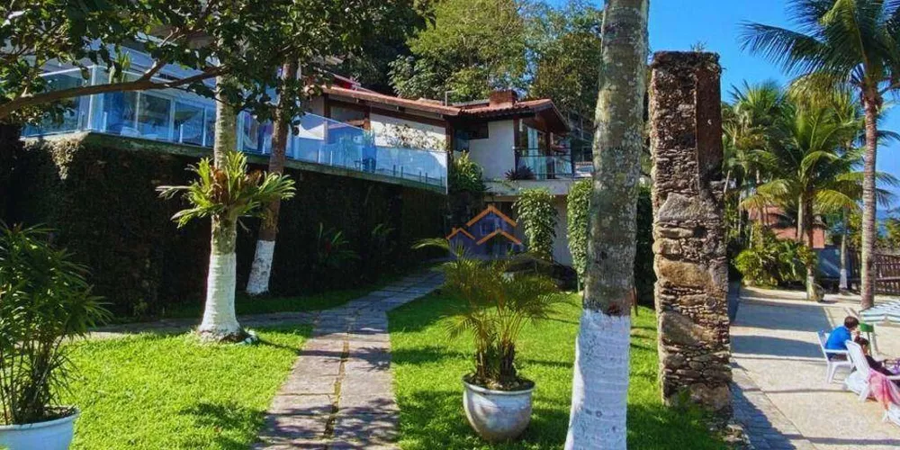Casa, 3 quartos, 200 m² - Foto 1