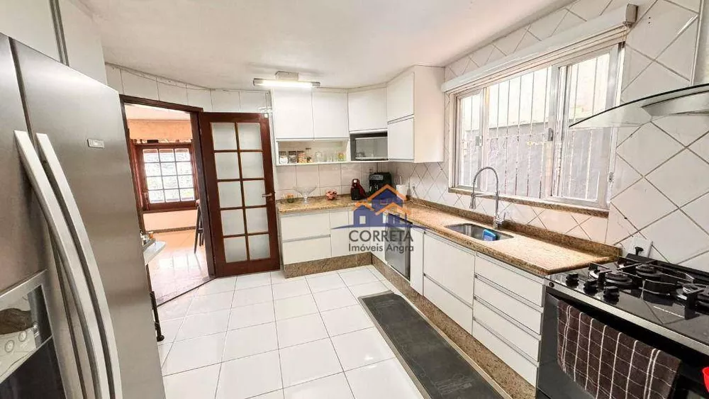 Casa, 4 quartos, 243 m² - Foto 24