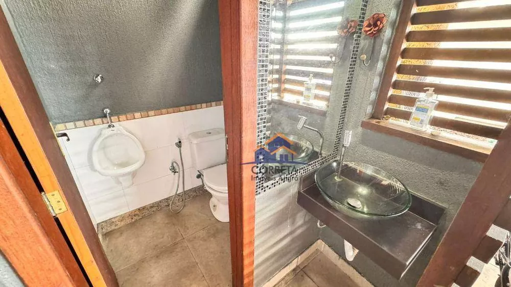 Casa, 4 quartos, 243 m² - Foto 26