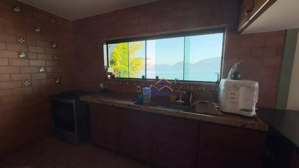 Casa, 5 quartos, 250 m² - Foto 35