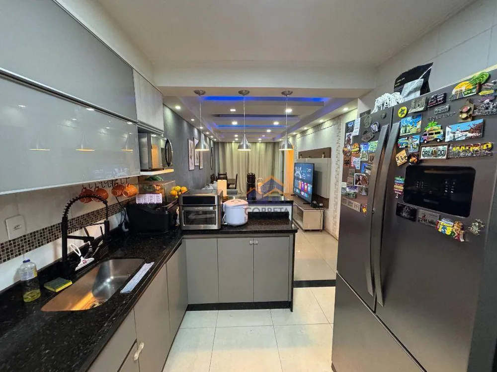 Casa, 3 quartos, 200 m² - Foto 16