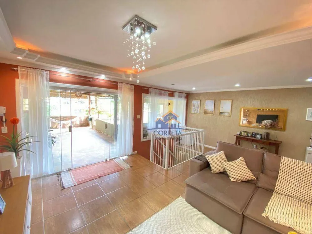 Casa, 3 quartos, 219 m² - Foto 14