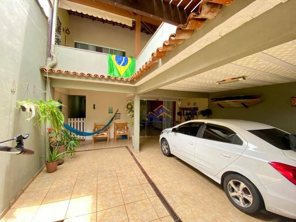 Casa, 3 quartos, 219 m² - Foto 9