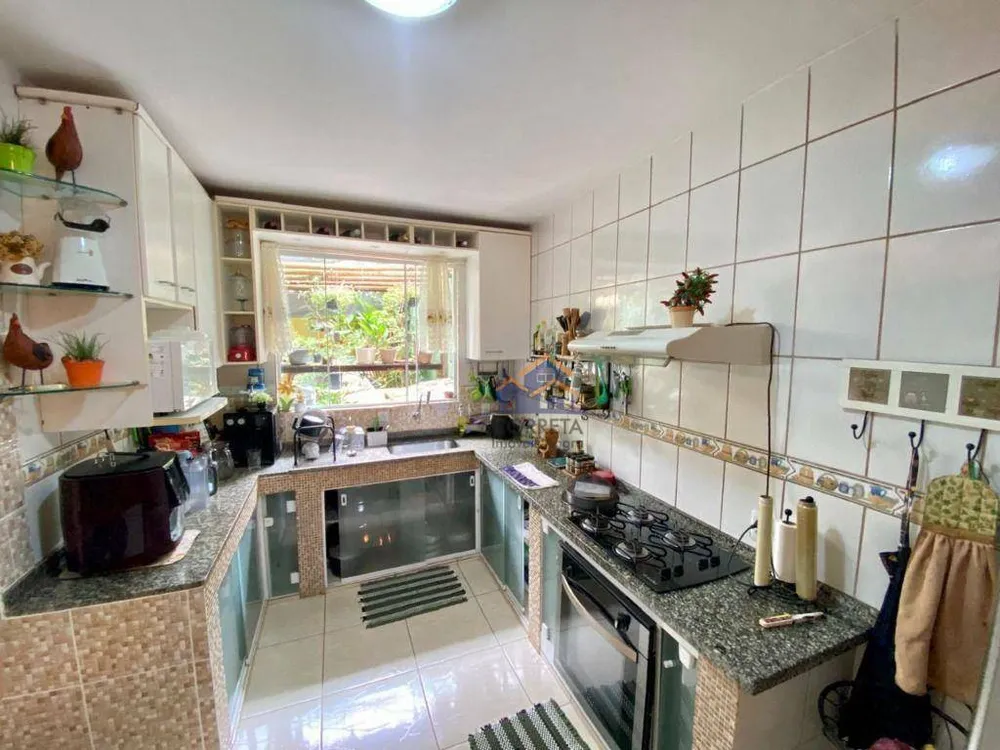 Casa, 3 quartos, 219 m² - Foto 15
