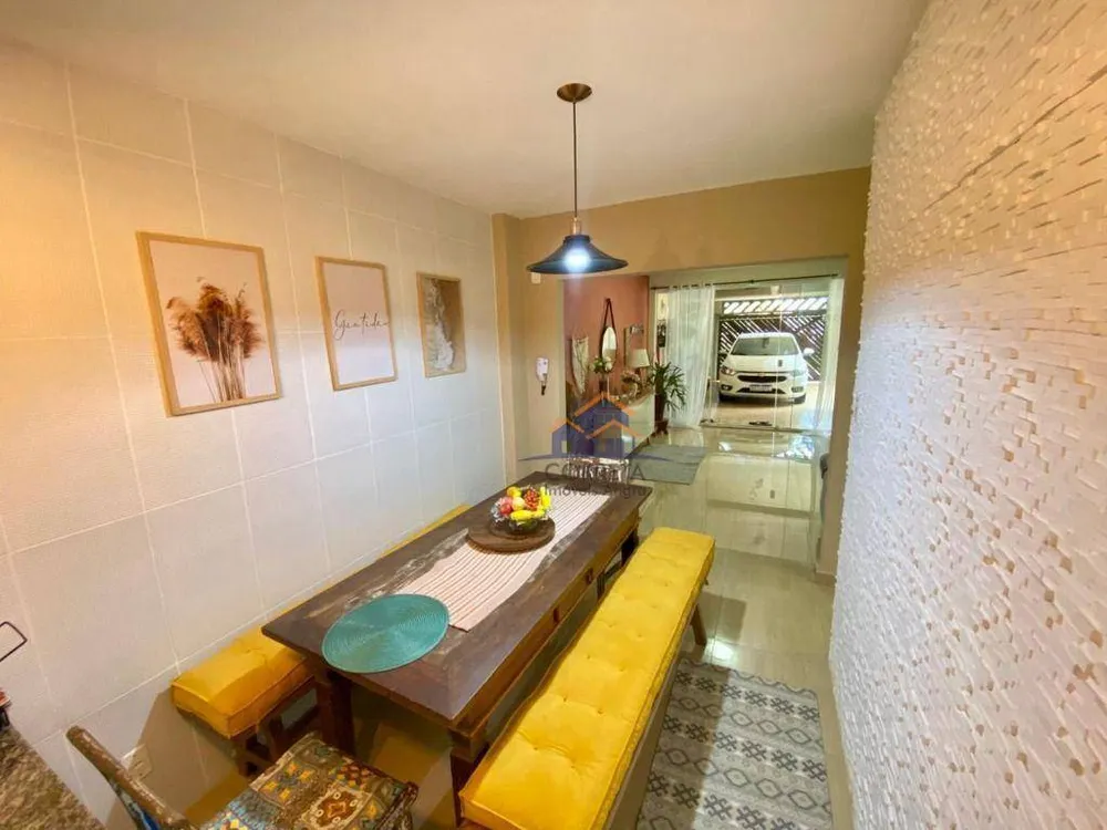 Casa, 3 quartos, 219 m² - Foto 13