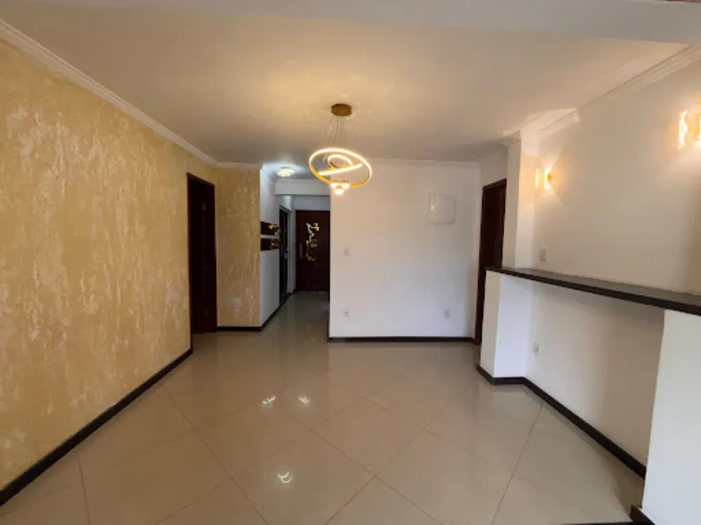 Casa, 4 quartos, 143 m² - Foto 1