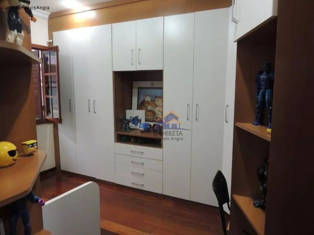 Casa, 4 quartos, 240 m² - Foto 23