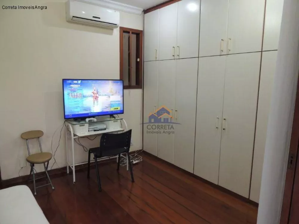 Casa, 4 quartos, 240 m² - Foto 19