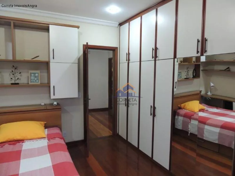 Casa, 4 quartos, 240 m² - Foto 13