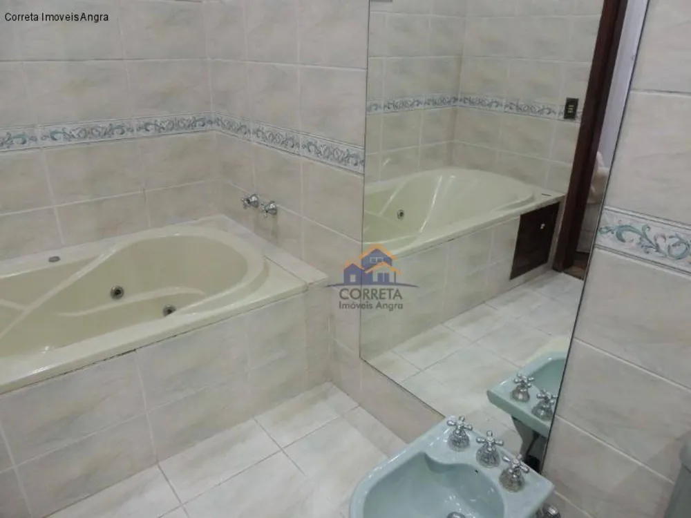 Casa, 4 quartos, 240 m² - Foto 38