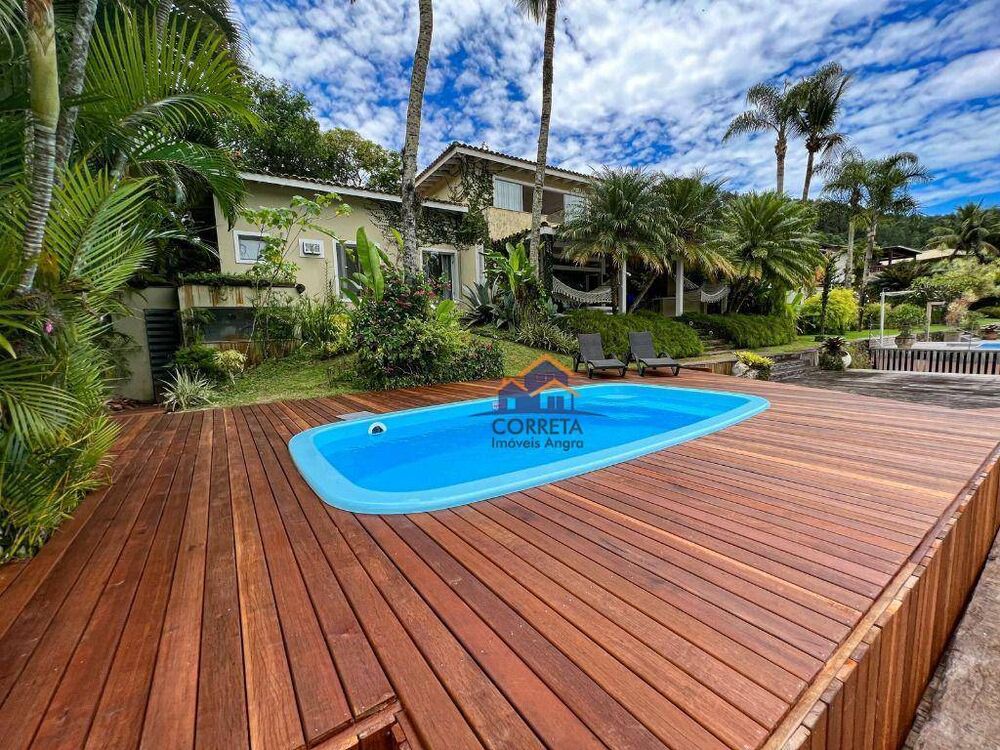 Casa à venda com 6 quartos, 450m² - Foto 4