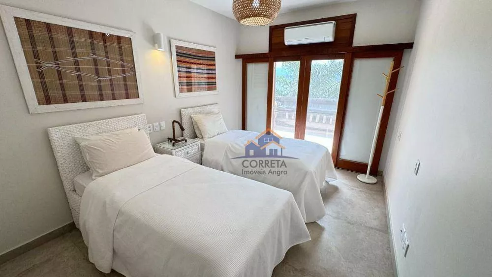 Casa, 4 quartos, 252 m² - Foto 32
