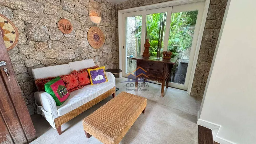 Casa, 4 quartos, 252 m² - Foto 19