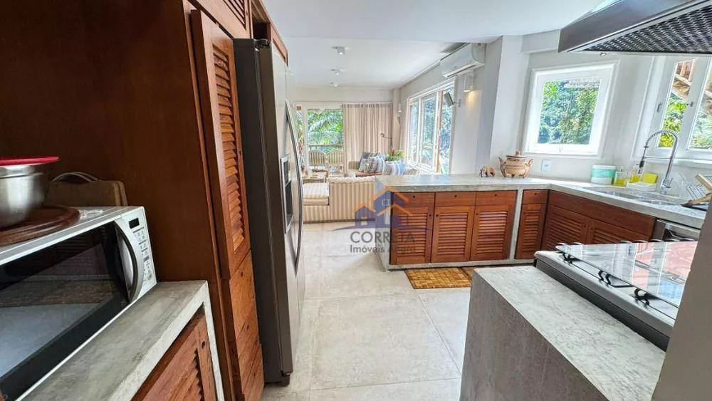 Casa, 4 quartos, 252 m² - Foto 17