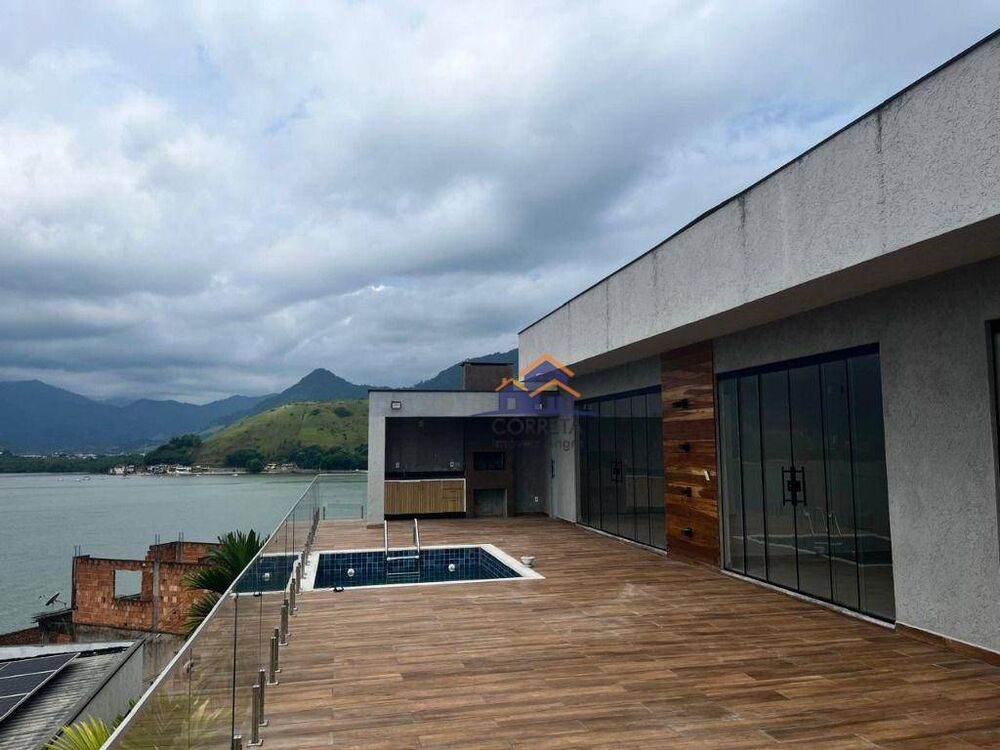 Casa, 4 quartos, 240 m² - Foto 1