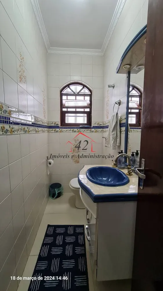 Sobrado, 3 quartos, 324 m² - Foto 2