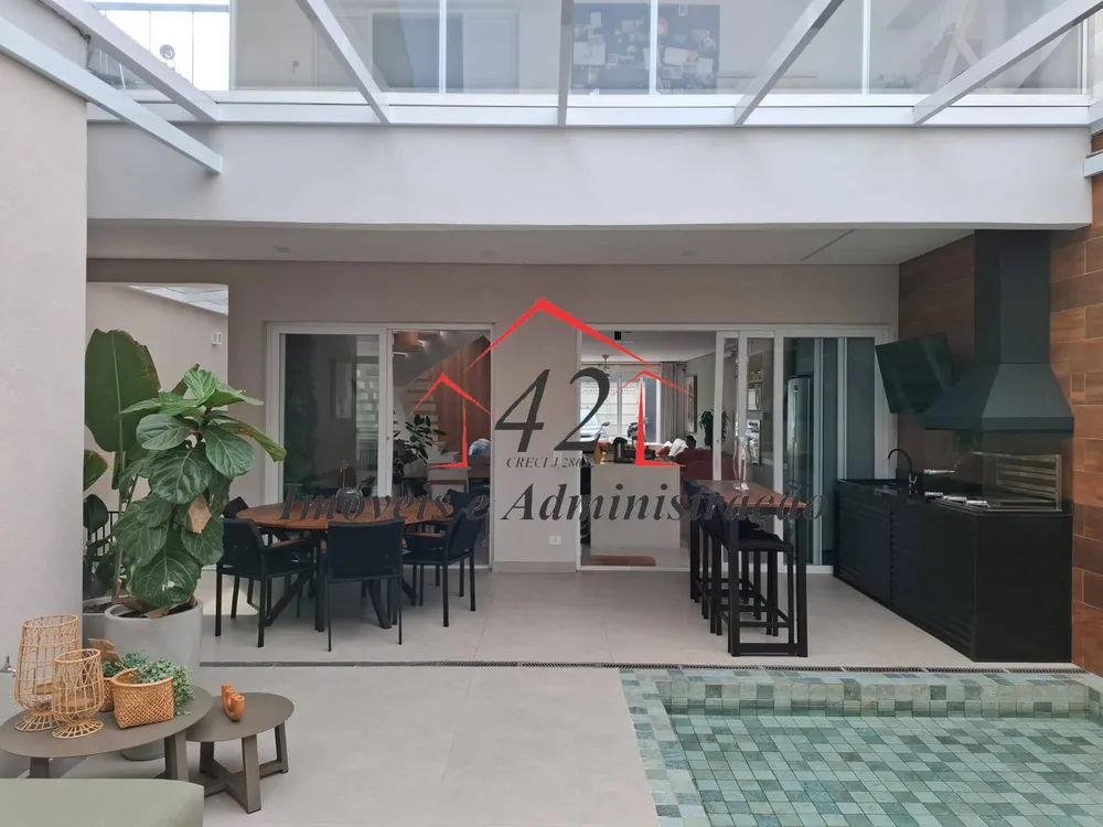 Sobrado, 3 quartos, 210 m² - Foto 1