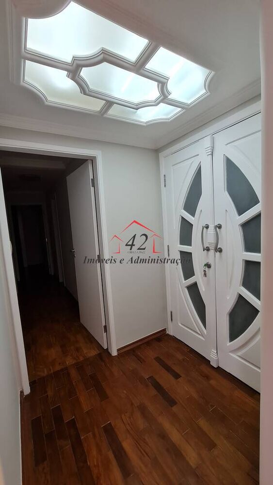 Apartamento para alugar com 3 quartos, 105m² - Foto 1