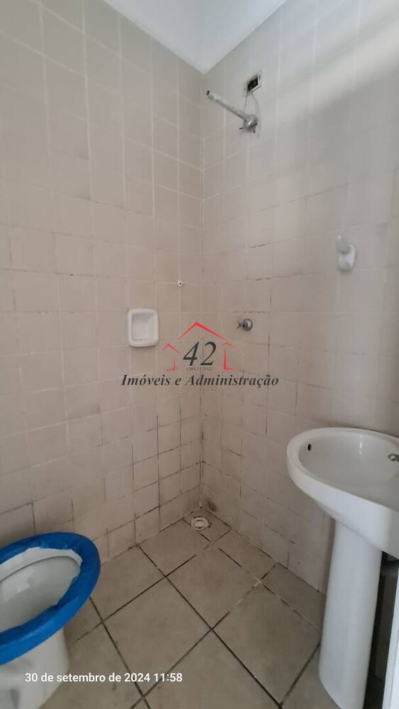 Casa para alugar com 2 quartos, 110m² - Foto 4