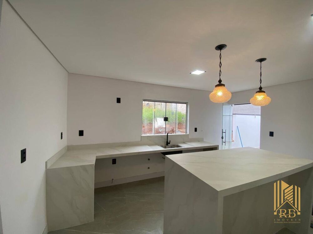 Casa, 3 quartos, 130 m² - Foto 2