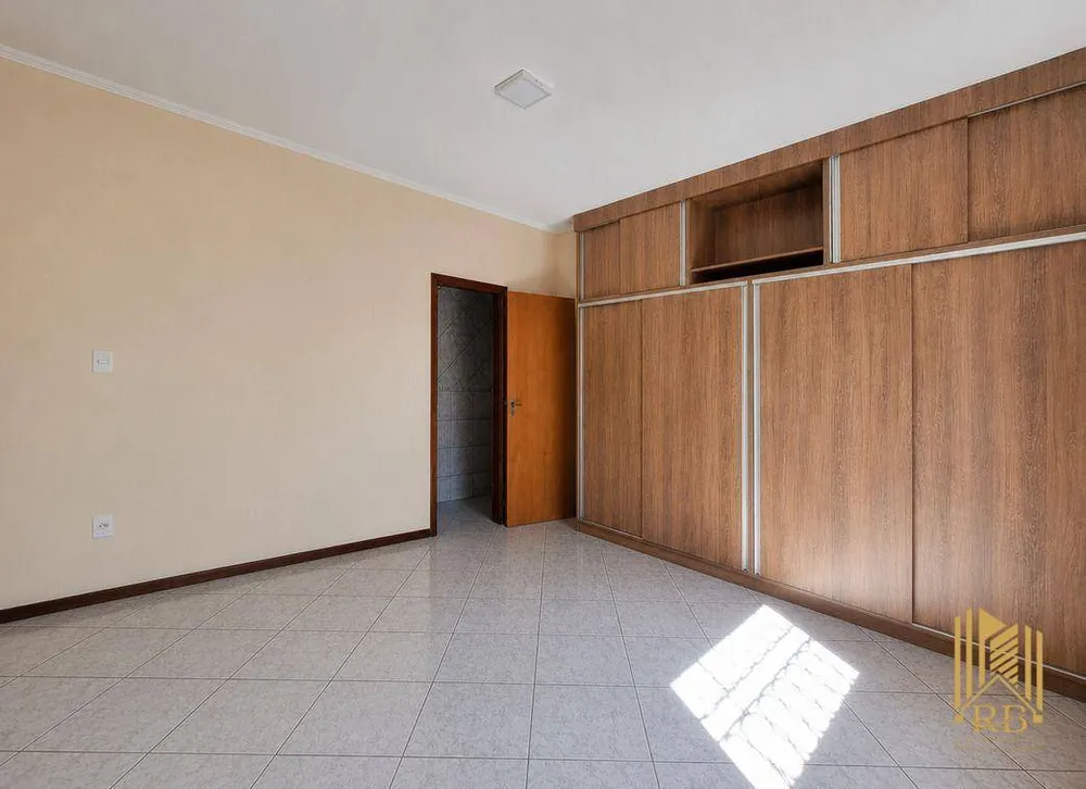 Casa, 3 quartos, 280 m² - Foto 8