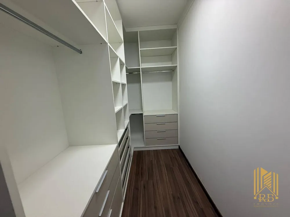 Casa, 3 quartos, 233 m² - Foto 11