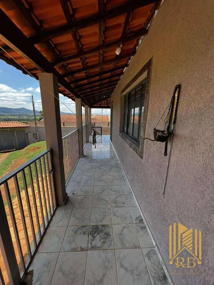 Chácara, 3 quartos, 1000 m² - Foto 2