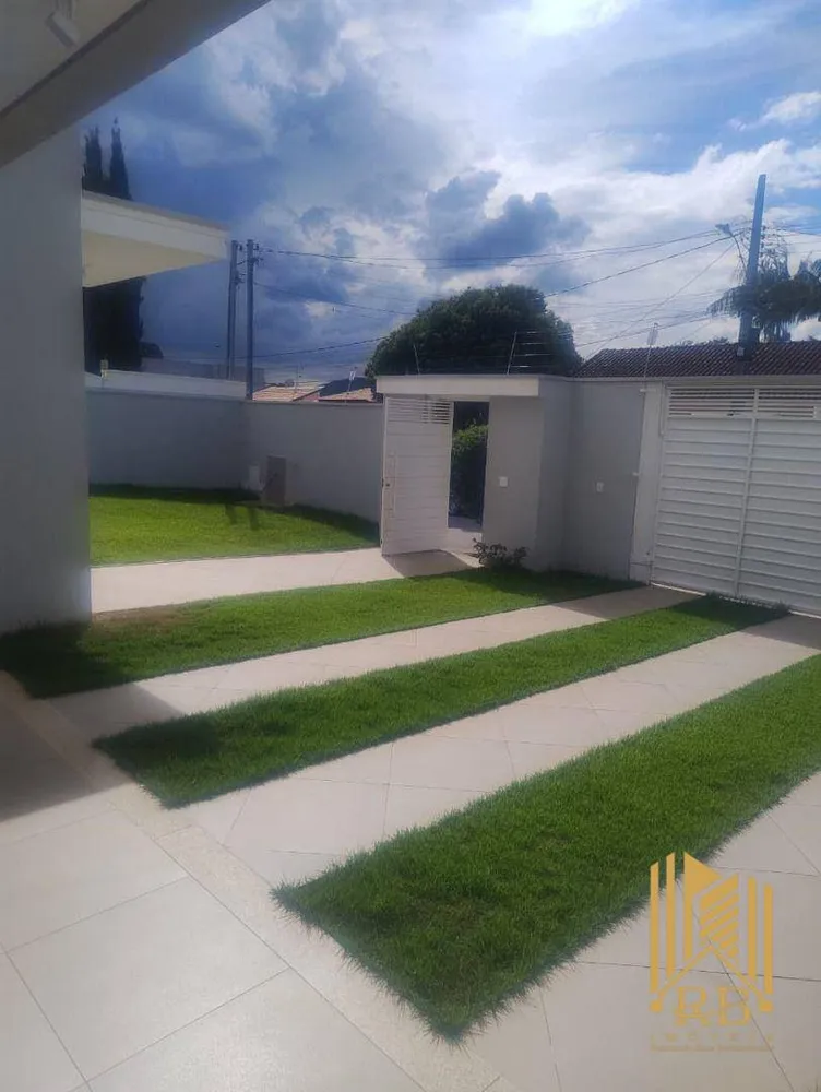 Casa, 3 quartos, 237 m² - Foto 2