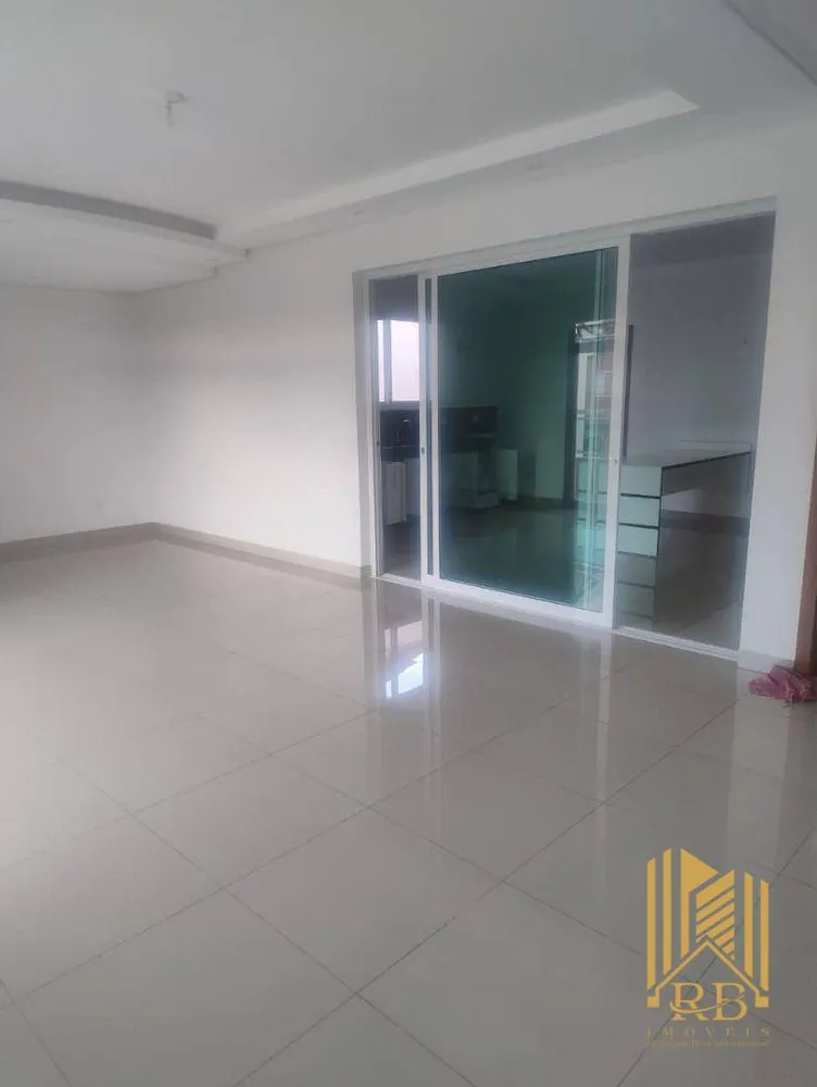 Casa, 3 quartos, 237 m² - Foto 4