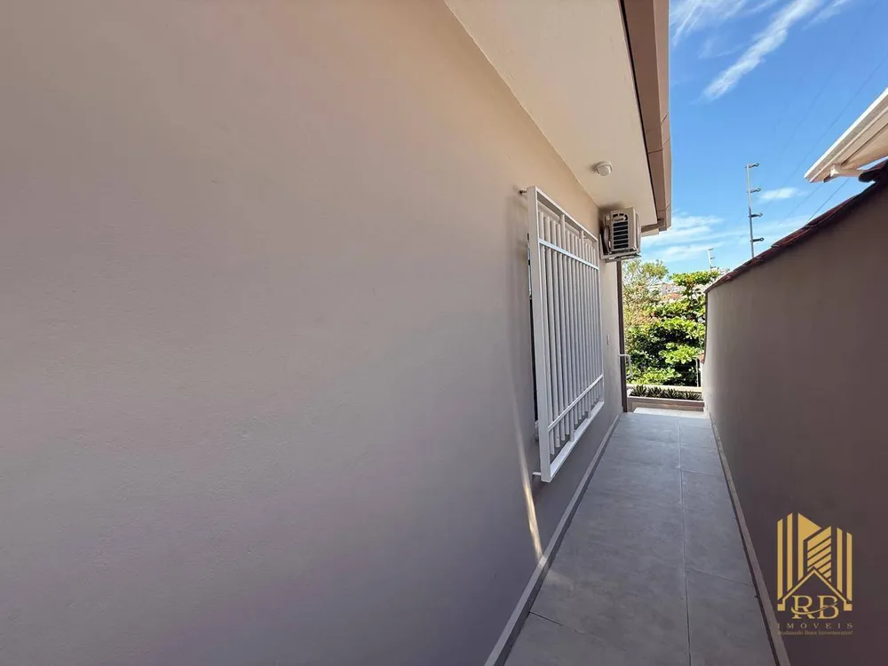 Casa, 3 quartos, 290 m² - Foto 2