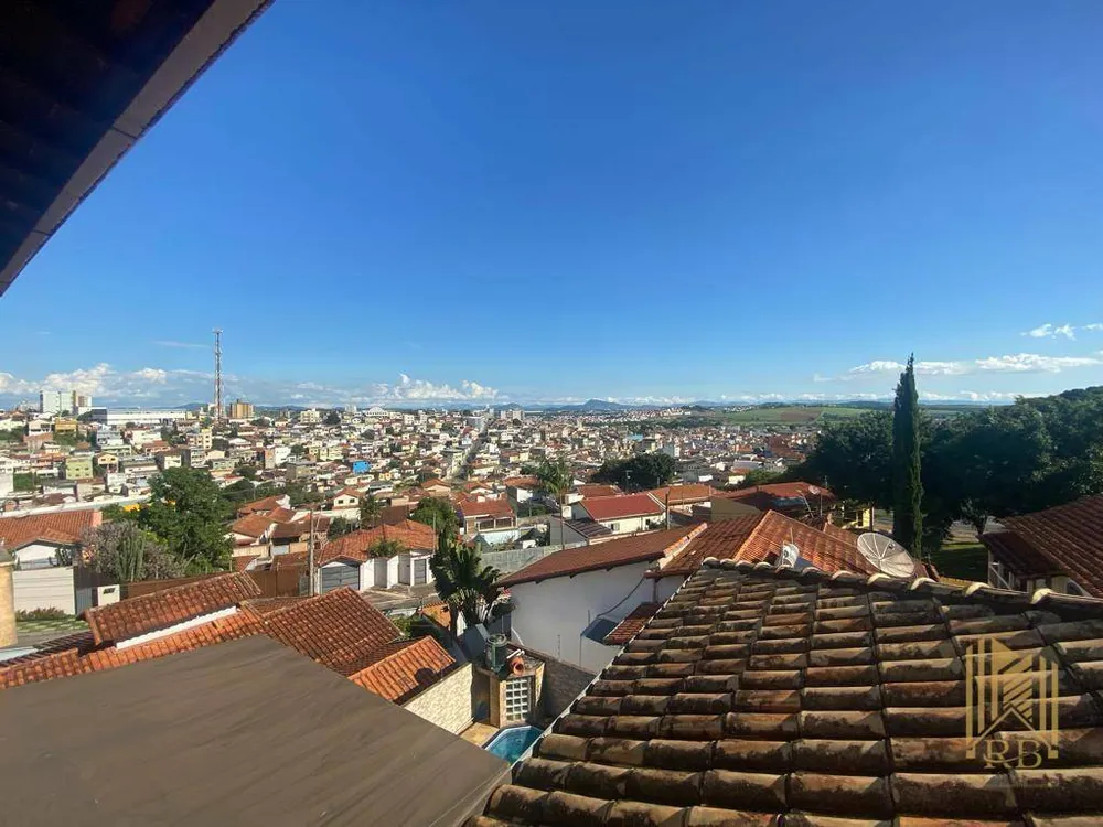 Casa, 3 quartos, 240 m² - Foto 4
