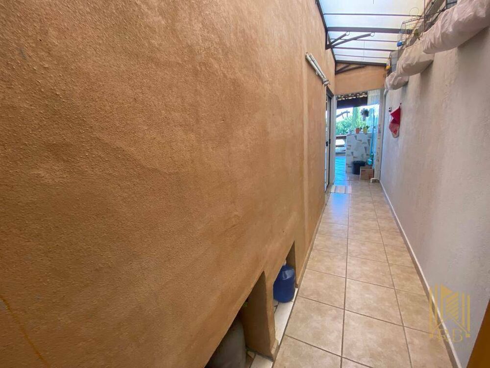 Casa, 3 quartos, 240 m² - Foto 1