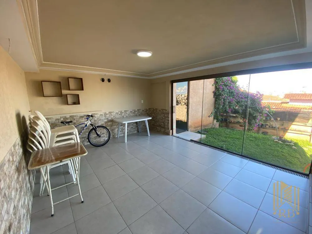 Casa, 3 quartos, 240 m² - Foto 15