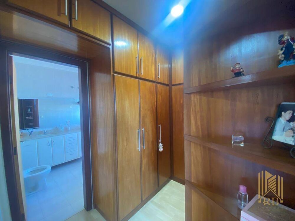 Casa, 3 quartos, 240 m² - Foto 4