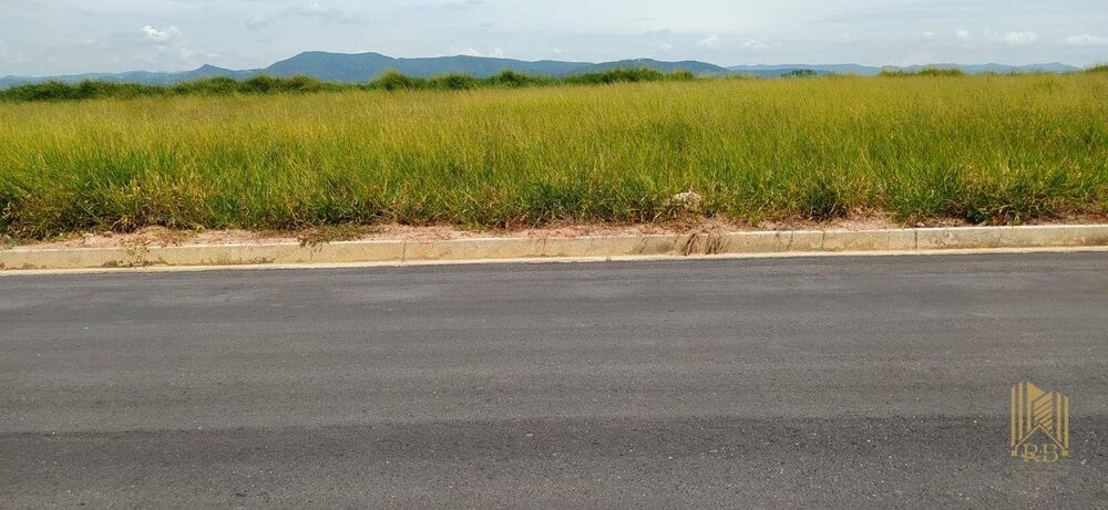 Terreno, 240 m² - Foto 1