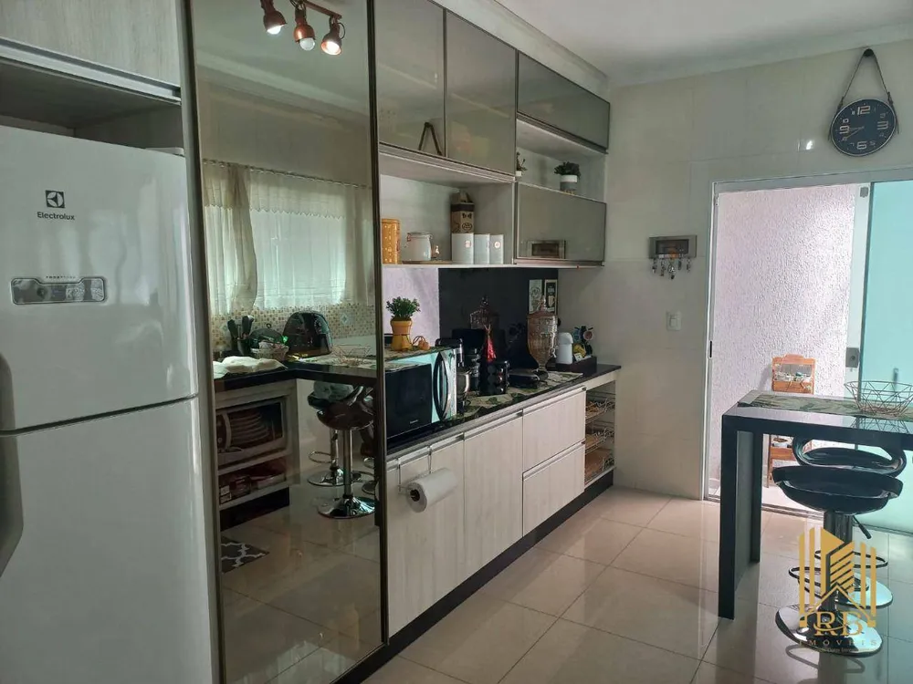 Casa, 5 quartos, 240 m² - Foto 5