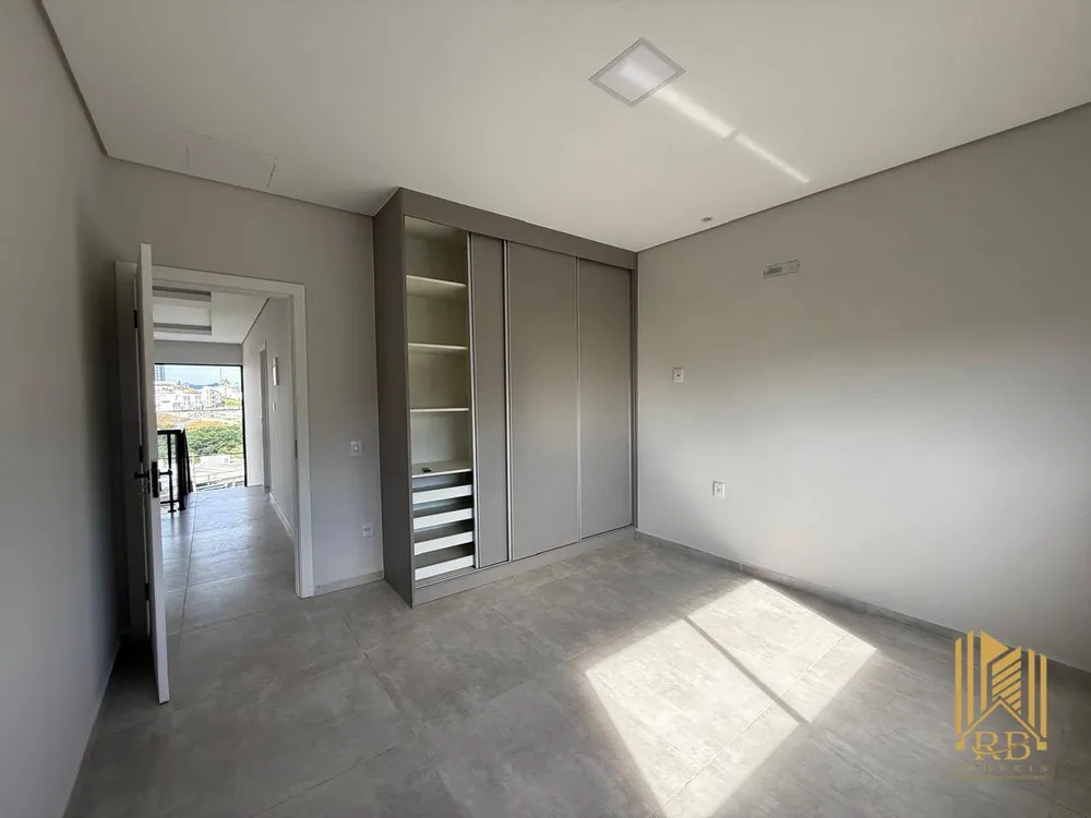 Casa, 4 quartos, 256 m² - Foto 10