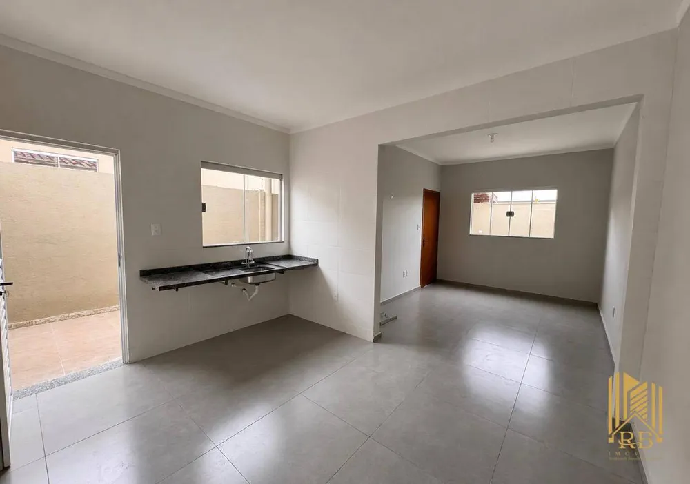 Casa, 2 quartos, 92 m² - Foto 1