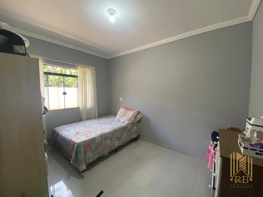 Chácara, 3 quartos, 1370 m² - Foto 2