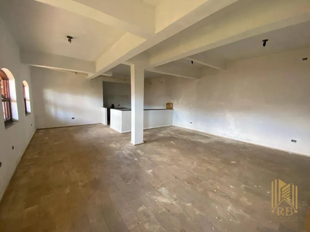Casa, 3 quartos, 315 m² - Foto 2