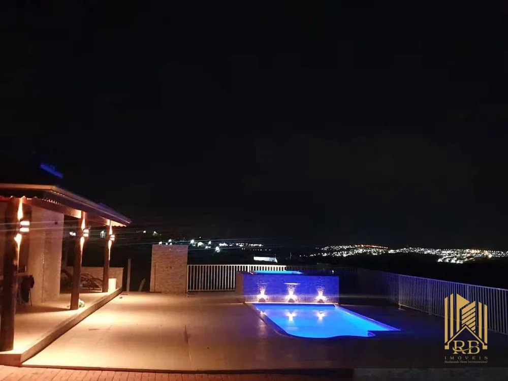Chácara, 3 quartos, 1497 m² - Foto 2